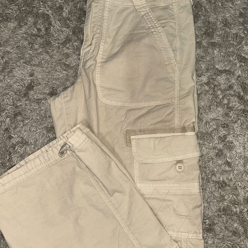American Eagle Light Tan Cargo Pants